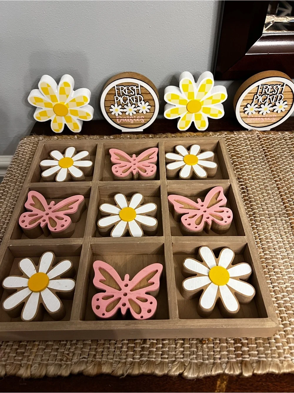 Pink Butterfly & White Daisy Wooden Tic-Tac-Toe Game